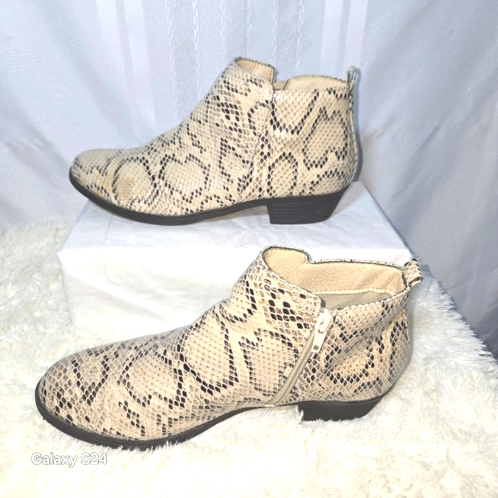 Anneleise Snake Pattern Ankle Booties Size 9m - image 1